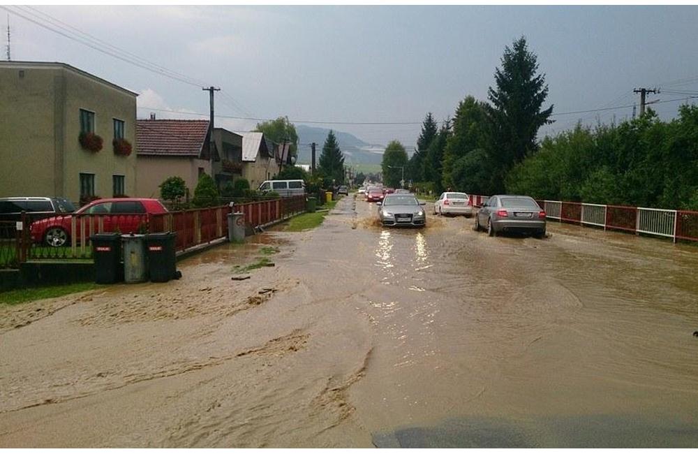 Povodeň po silnej búrke v obci Rosina a Višňové, foto 22