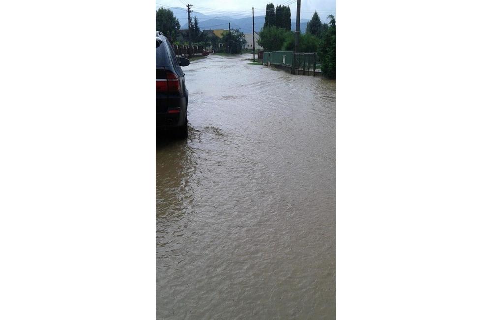 Povodeň po silnej búrke v obci Rosina a Višňové, foto 30