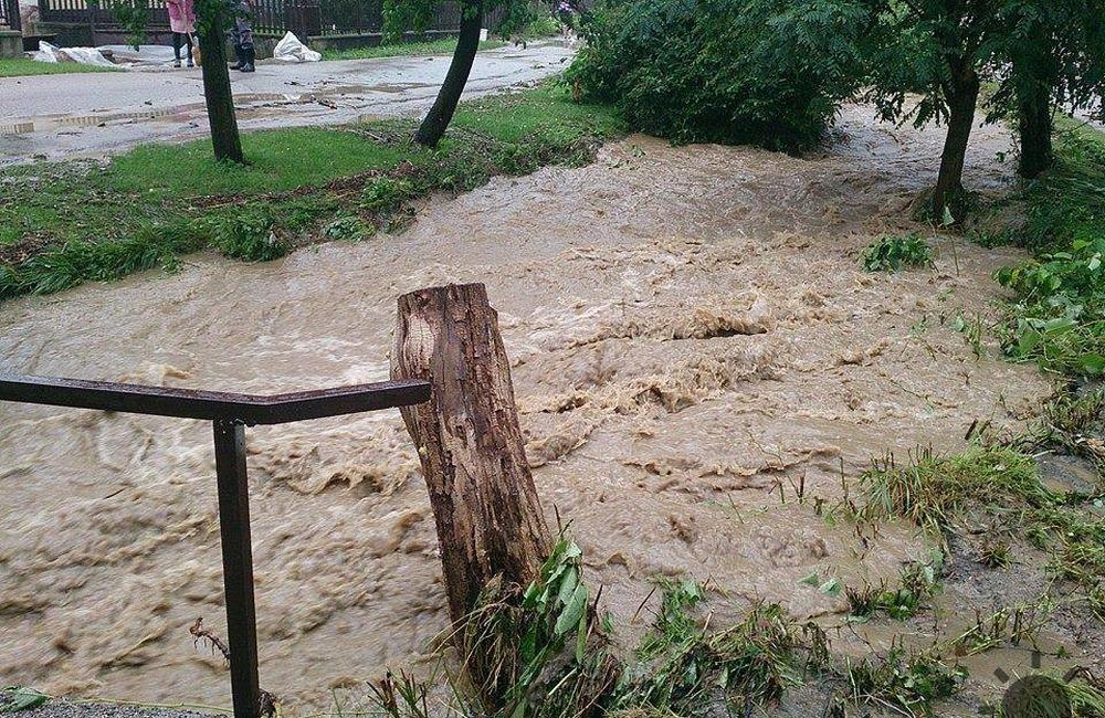 Povodeň po silnej búrke v obci Rosina a Višňové, foto 34