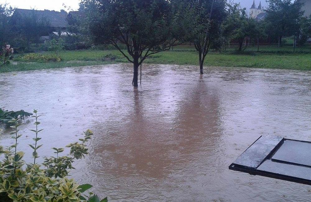 Povodeň po silnej búrke v obci Rosina a Višňové, foto 36