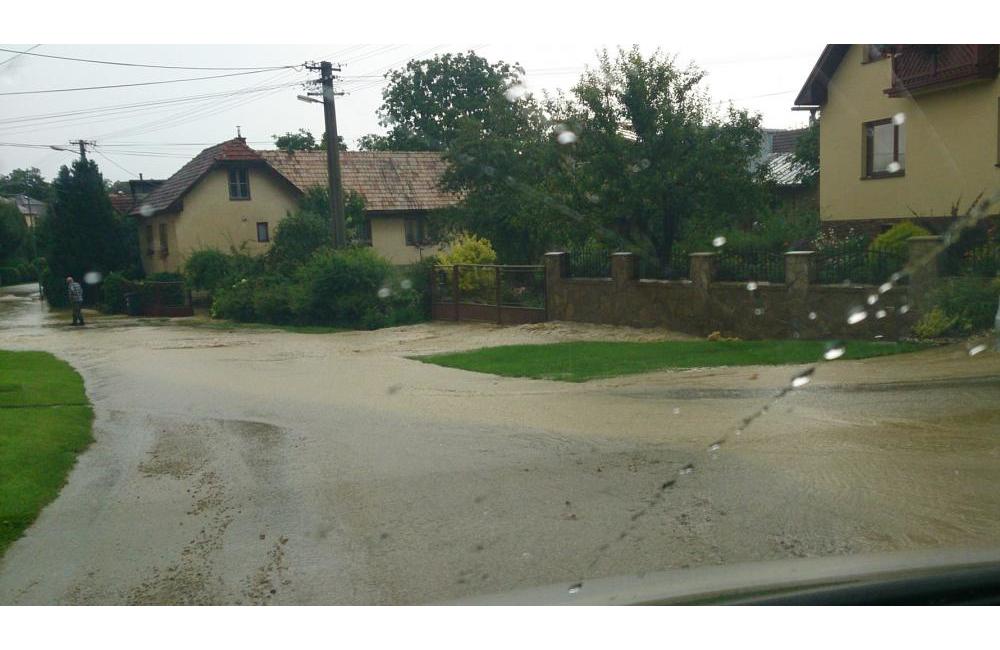 Povodeň po silnej búrke v obci Rosina a Višňové, foto 8
