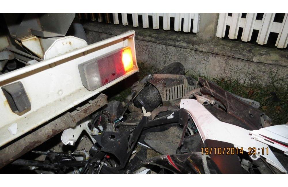 Vážna nehoda motocyklistu v obci Poluvsie, foto 2