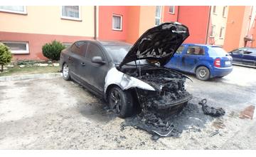 Požiar osobného auta, ulica Kempelenova, Hájik