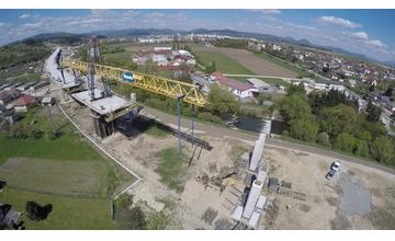 Aktuálne zábery zo stavby diaľnice Žilina - Lietavská Lúčka