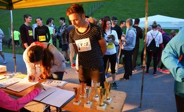 Nočný beh pre deti v Kambodži 2016