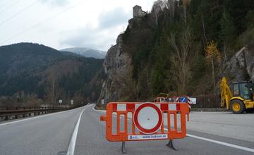 Sanácia hradného brala v Strečne