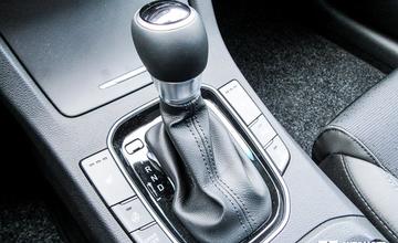 Hyundai i30 1,6 CRDi HP Now! a Hyundai i30 1,4 T-GDi Enter