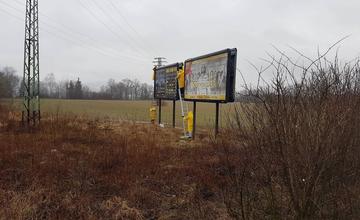 Reklamné nosiče na ceste Žilina - Mojšová Lúčka 18.3.2017