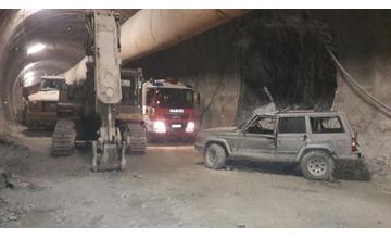 Polícia zverejnila fotografie z nehody v tuneli Višňové
