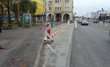 Vybudovanie chodníka a presun zastávky na Bulvári - 25.10.2017
