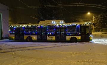 Vianočný trolejbus v uliciach Žiliny aj v roku 2017