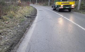Spadnutý strom na ulici Veľký diel 12.12.2017