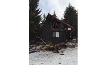 Požiar drevenej chaty v obci Čičmany 3.3.2018