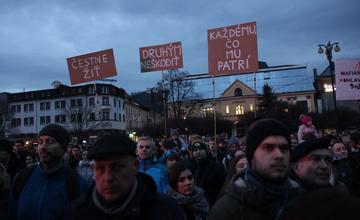 FOTO: Pochod Postavme sa za slušné Slovensko v Žiline 9. marec 2018