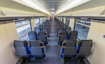 Nové vozne na trase Praha - Žilina a Bratislava - Žilina - Košice