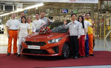 FOTO: V závode Kia Motors Slovakia slávnostne spustili výrobu modelu ProCeed