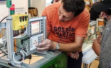 Štúdium na FEIT UNIZA 