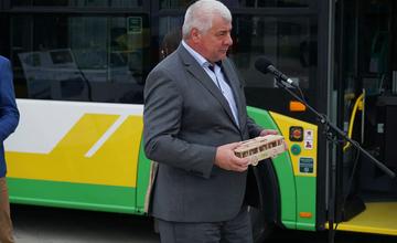 FOTO: Minister dopravy zavítal do Žiliny pri príležitosti ukončenia obnovy trolejbusov