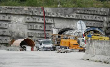 Najnovší termín dokončenia D1 Lietavská Lúčka - Višňové - Dubná skala je rok 2023