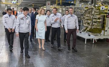FOTO: Návšteva prezidentky SR Zuzany Čaputovej v Žiline - Radnica a Kia Motors Slovakia