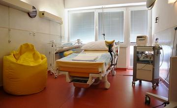 FOTO: Žilinská nemocnica rozšírila rekonštrukciu pôrodnice o ďalšie časti, práce potrvajú dlhšie