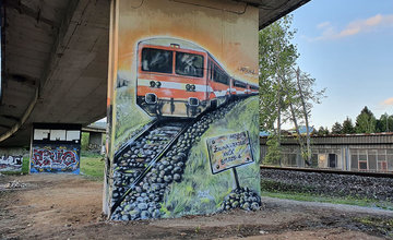 FOTO: Na mostných pilieroch pod žilinskou estakádou pribúdajú ďalšie maľby