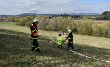 FOTO: Taktické cvičenie dobrovoľných hasičov z Rosiny a Trnového 23. apríla 2022