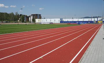 FOTO: Nový atletický štadión za viac ako 2 milióny eur v Žiline bol slávnostne otvorený