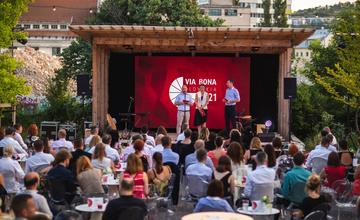 FOTO: Ocenenie Via Bona od Nadácie Pontis pre žilinskú firmu GoodRequest 