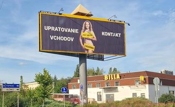FOTO: Billboard s nevšednou reklamou v Žiline, na ktorej je nahá žena
