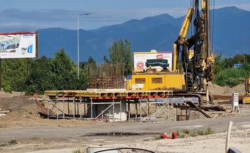 FOTO: Železničný podchod v Žiline predlžujú, za stanicou vyrastá nový most a cesty