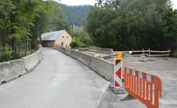 FOTO: Rekonštrukcia mosta v Kráľovej Lehote