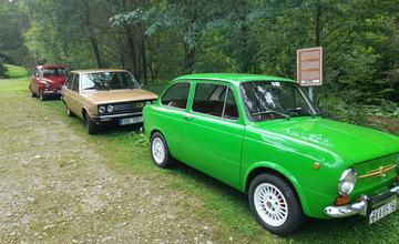 FOTO: Medzinárodný zraz historických vozidiel Fiat v skanzene vo Vychylovke