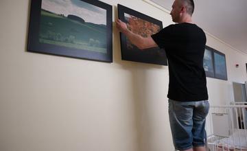 FOTO: V žilinskej nemocnici otvorili výstavu obrazov a fotografií