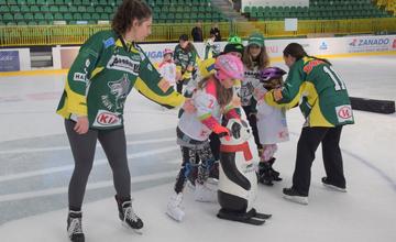 FOTO: Nábor mladých hokejistiek na žilinskom zimnom štadióne