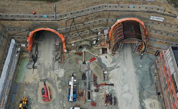 FOTO: Aktuálny priebeh prác na stavbe diaľnice D1 pri Žiline na jeseň 2022
