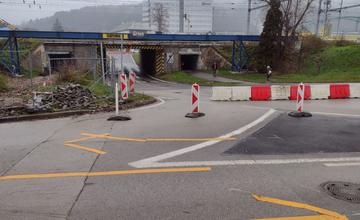 FOTO: Podjazd na Kysuckej ulici v Žiline je od dnešného dňa uzavretý