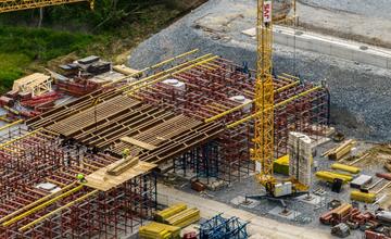FOTO: Pozrite si najnovšie zábery z výstavby mostov na privádzači v Kysuckom Novom Meste