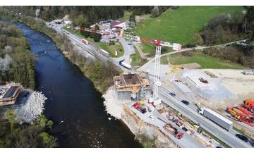 FOTO: Pozrite si najnovšie zábery z výstavby mostov na privádzači v Kysuckom Novom Meste