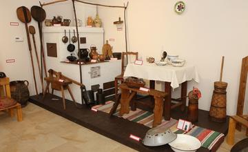 FOTO: Výstava Čo drôt spojil, čas nerozdelí...