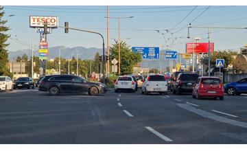 FOTO: Celodenný kolaps dopravy v Žiline pred voľbami