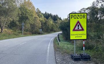 FOTO: Zablokované hraničné priechody na Kysuciach stráži poľská polícia a vojaci