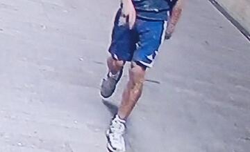 FOTO: Polícia stále nevie, kto sú títo muži v žilinskom podchode
