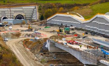 FOTO: Pokrok na výstavbe D1 a tunela Višňové v novembri 2023