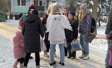 FOTO: Mikuláš navštívil aj najväčšie žilinské sídlisko Vlčince