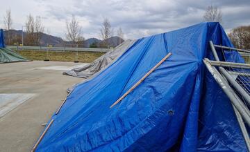 FOTO: Skatepark pri vodnom diele prechádza rekonštrukciou. Tá je v omeškaní