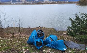 FOTO: Neuveríte, čo všetko sa vyzbieralo pri čistení vodného diela v Žiline