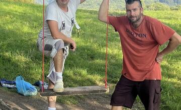 FOTO: Hojdačka na sučianskej Skale