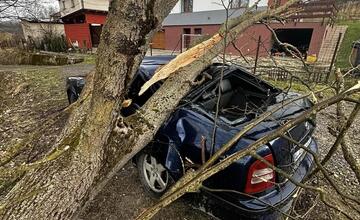 FOTO: Škody, ktoré spôsobil vietor v Žilinskom kraji