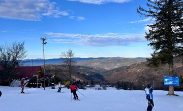 FOTO: Zimnú sezónu otvorilo najväčšie stredisko na Kysuciach